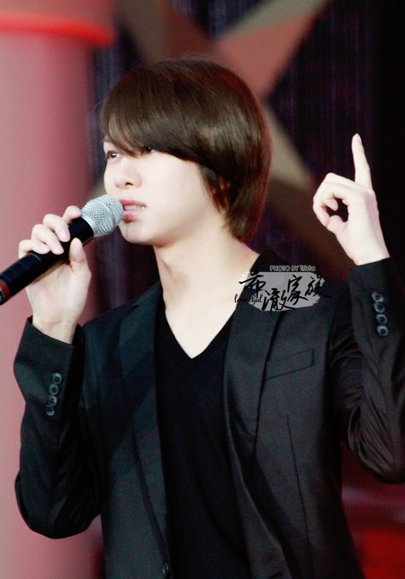 100901musik6idolanh005-18877-1455.jpg