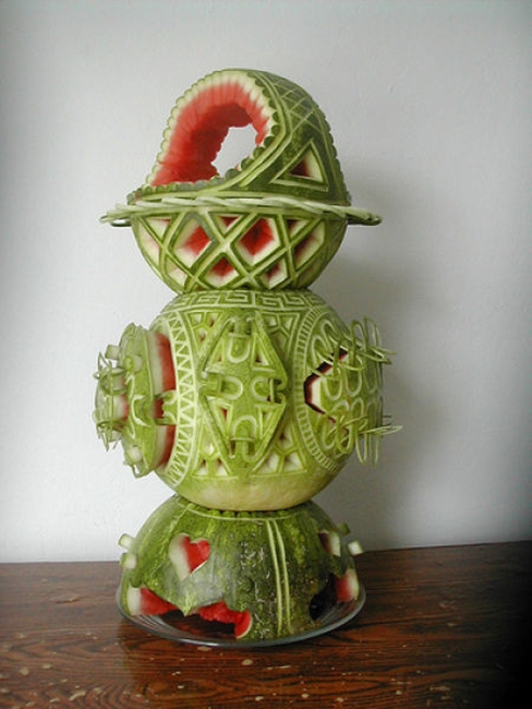 amazing-watermelon-carvings-640-02-15780-1632.jpg