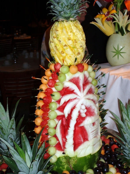 amazing-watermelon-carvings-640-04-15780-2269.jpg