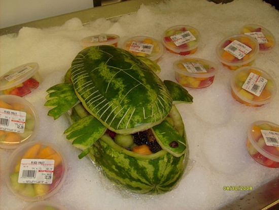 amazing-watermelon-carvings-640-30-15780-1495.jpg